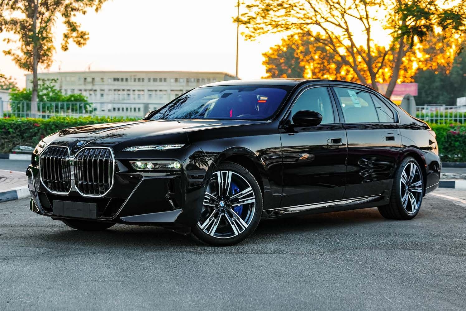 BMW 740i (2026) — 3