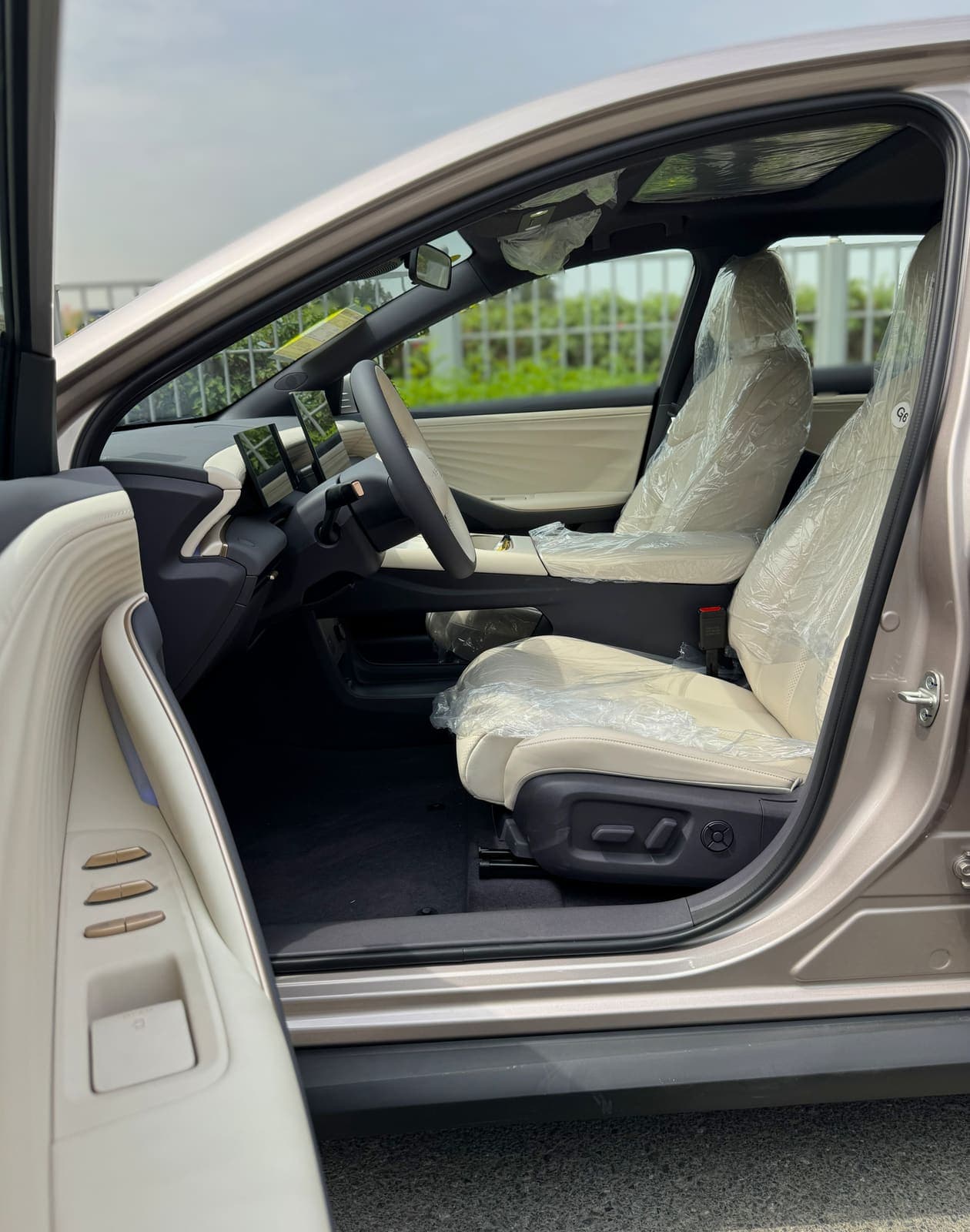 Nissan N6 180 Max (PHEV) — 3