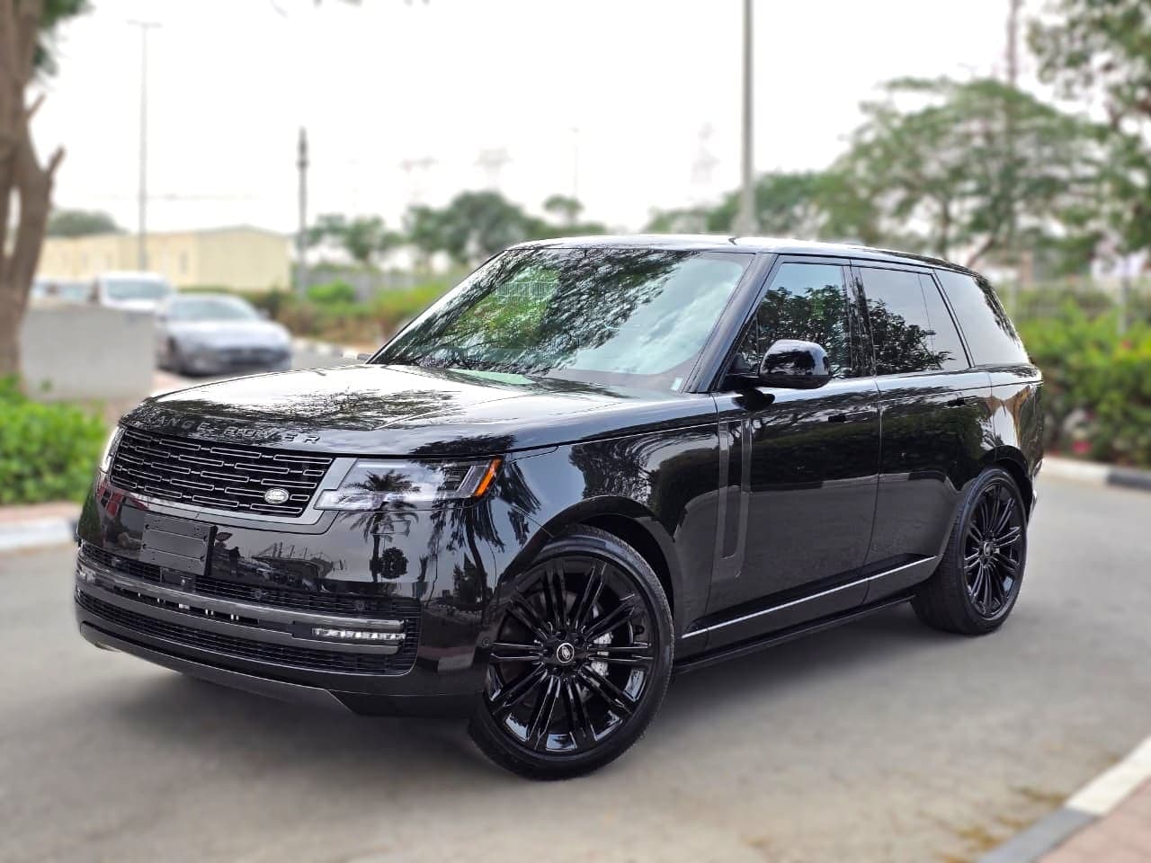 رينج روفر P400 V6 — 3